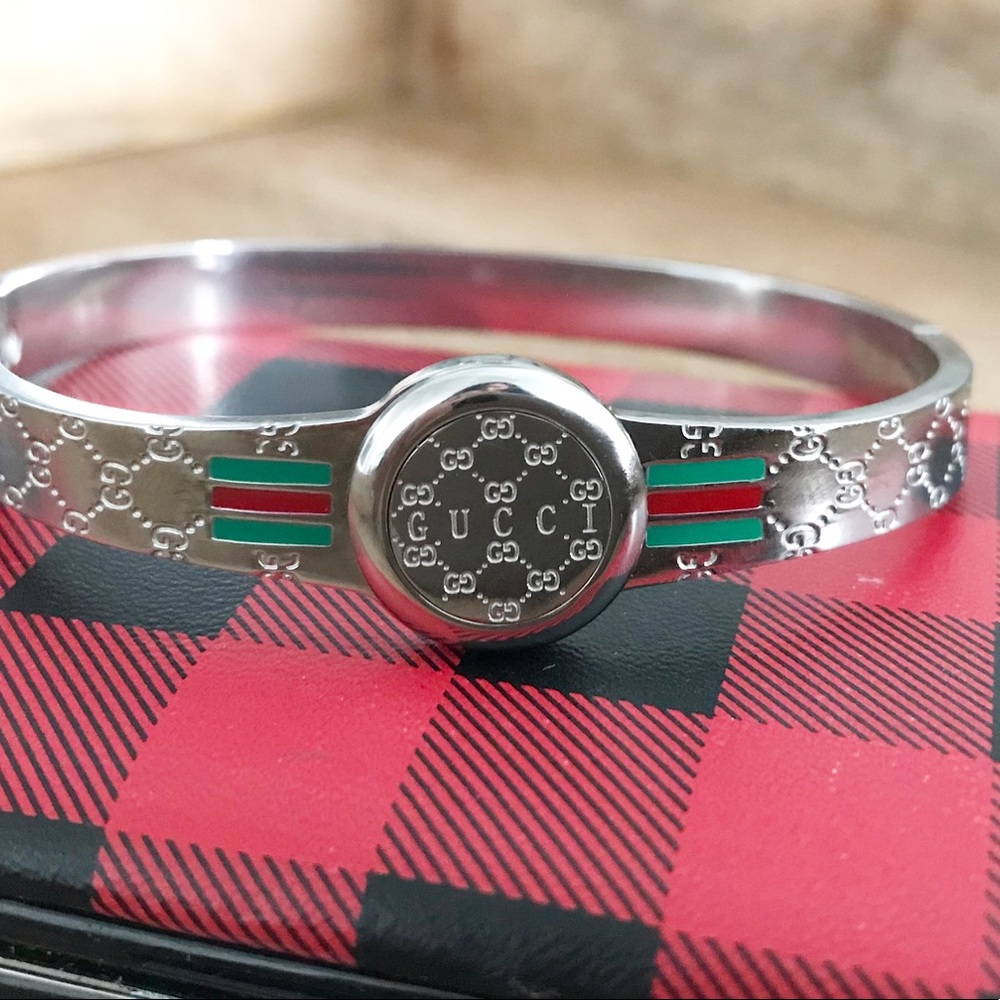Gucci bangle bracelet